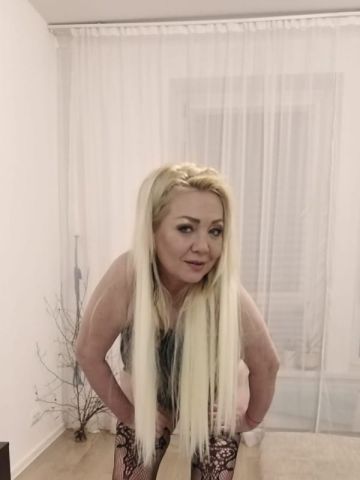 Проститутка Агата
